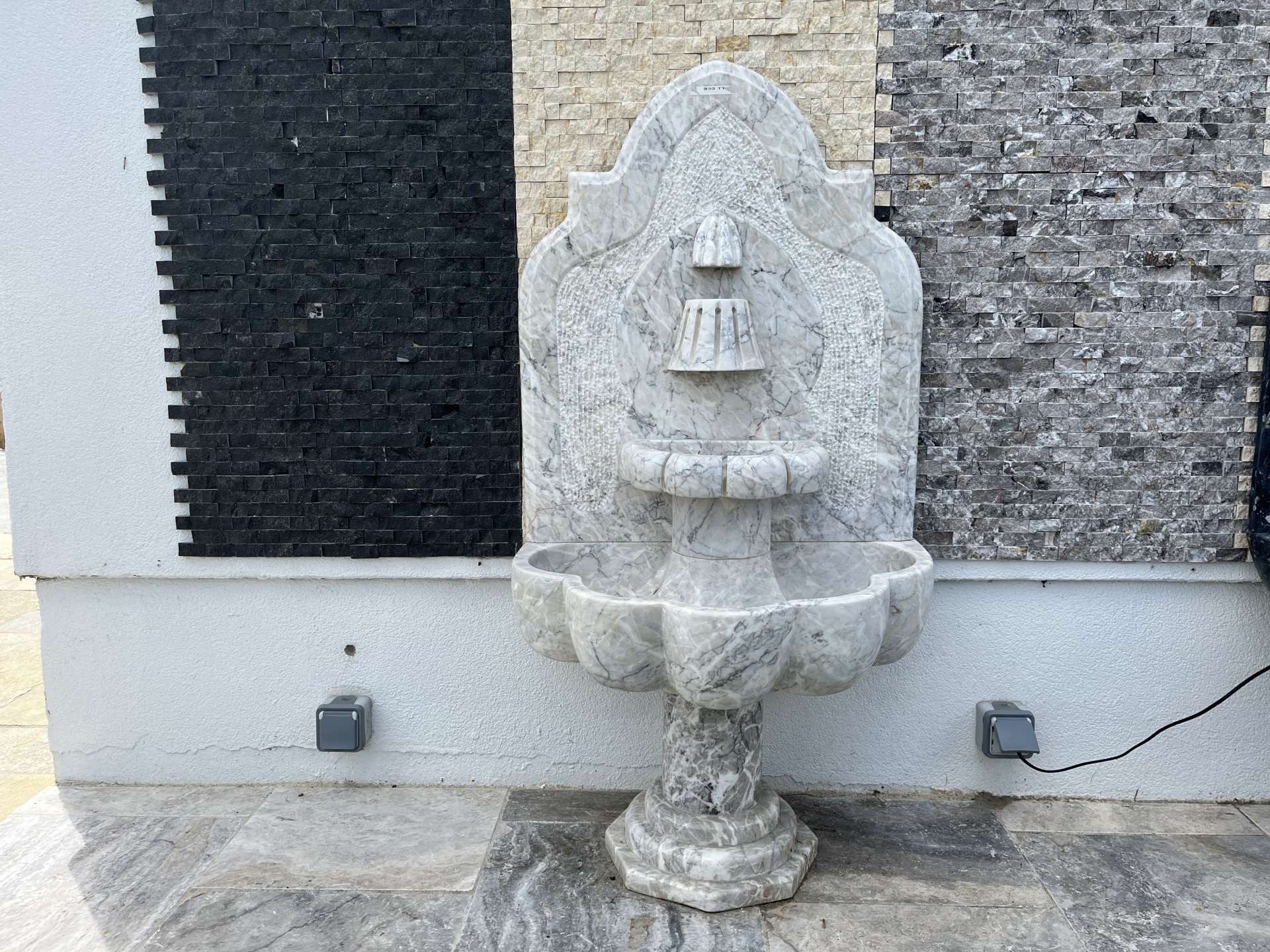 Fontaine Murale en Marbre Blanc